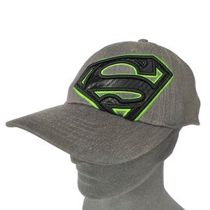 Superman Gray Fitted Baseball Hat Cap DC Comics Superhero Oversized S Logo VGUC